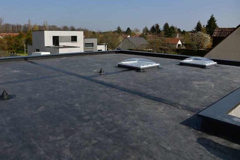 Pros and Cons of Rubber Roof Repair in Brooklyn – Fast & Local Arieas .