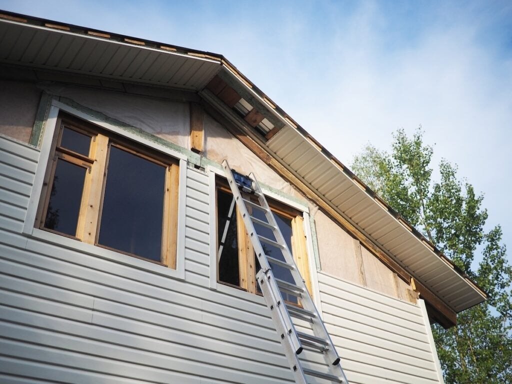 How Much Does Siding Repair Cost Get In 30 Seconds!