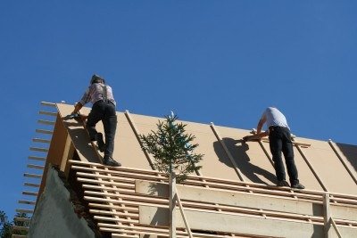 Roof Decking Warning Signs You Should Never Ignore